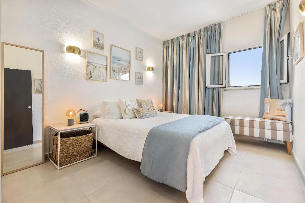 Manelinha Apartment - cozy apartment with pool and beach -Terraços do Mar