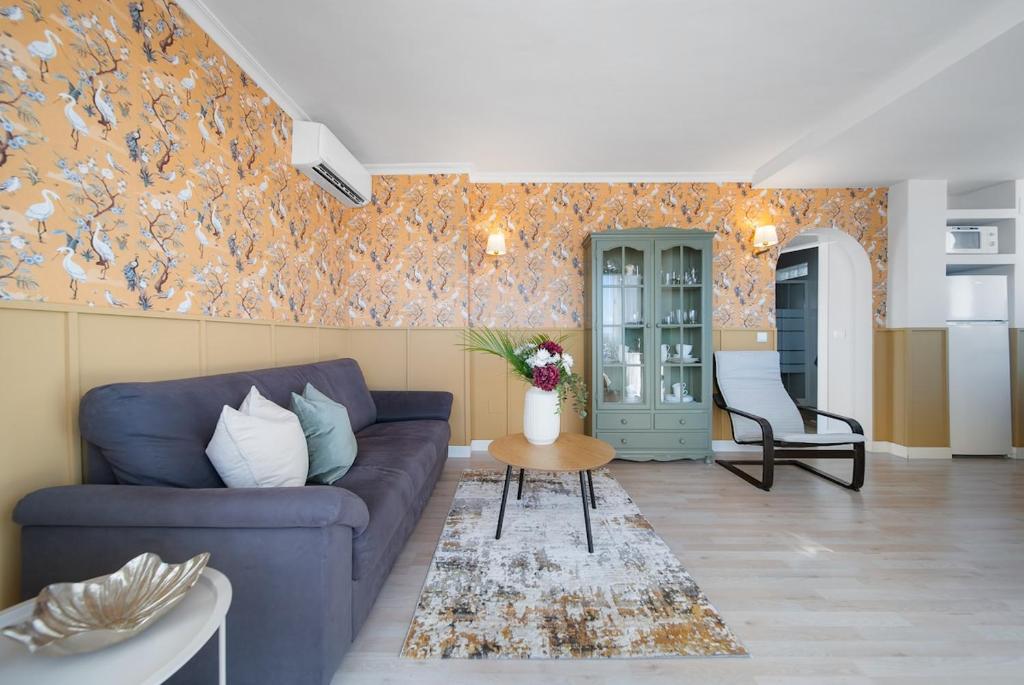 Cozy and Stylish Sea View Apartment, Beach 150m