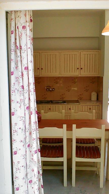 Fotografie z fotogalerie ubytování Gorgona apartments & studios v destinaci Ipsos