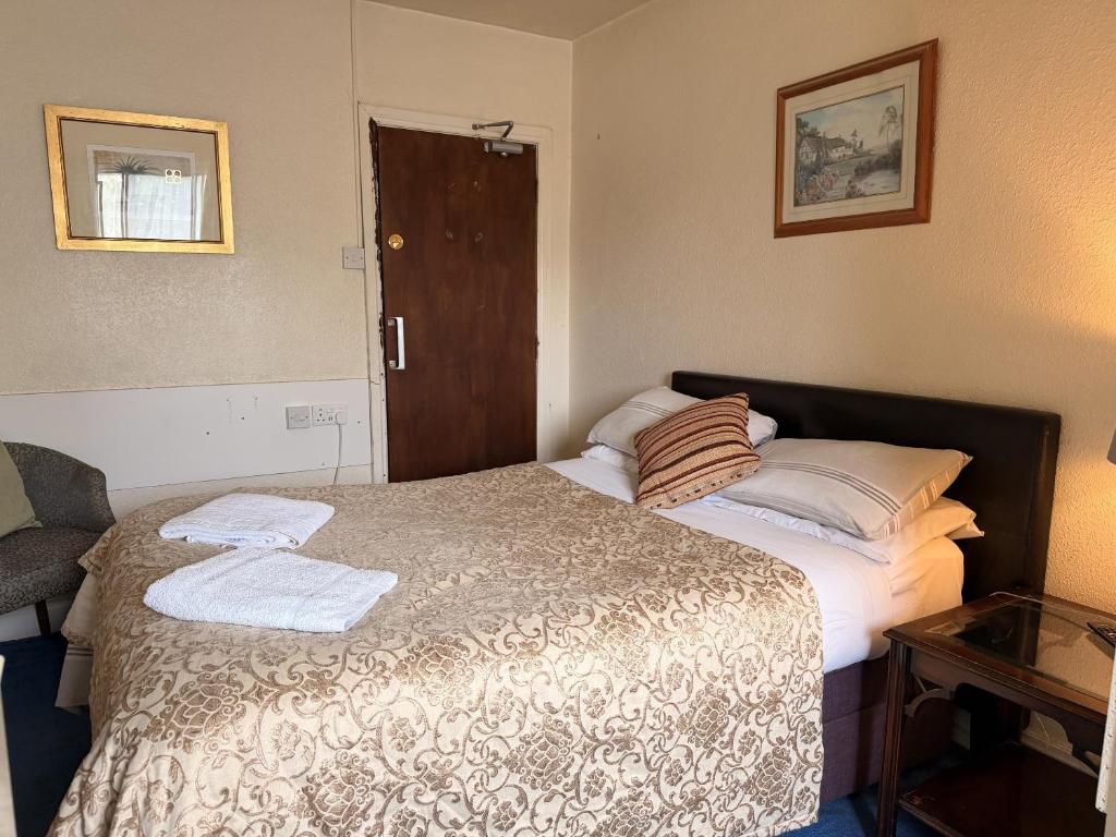 Charde Guest House - 