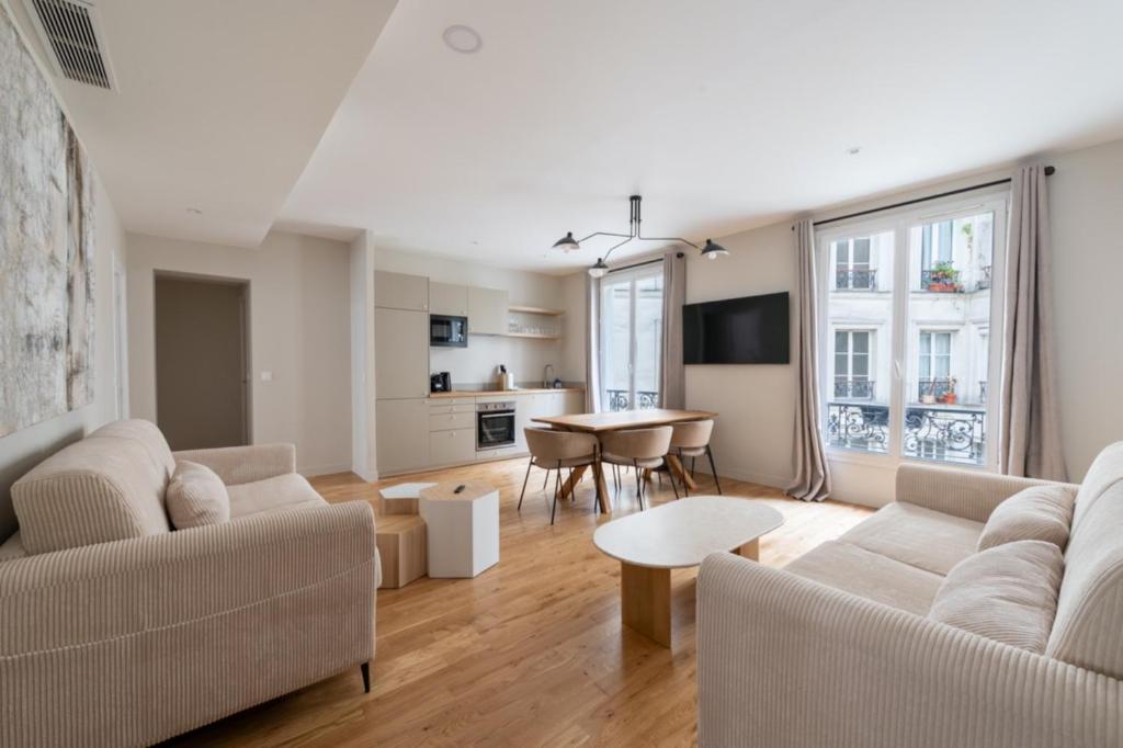 Luxe State of the Art Suite near Montmartre