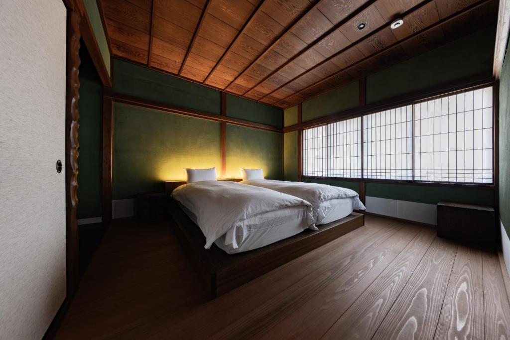 Kanazawa SHIJIMA SAI