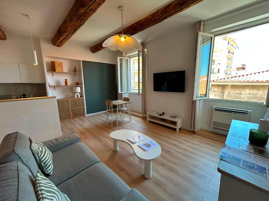 Le Grand Studio cosy du Vieux-Port - Bail mobilité accepté - Plein centre ville