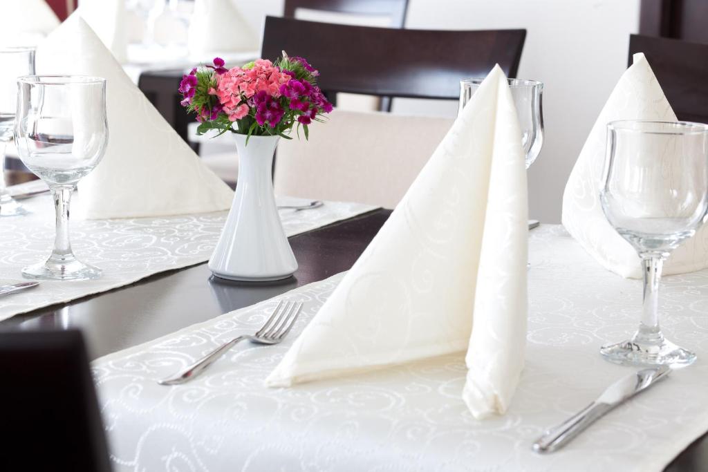 Europa Royale Bucharest - Resim 30