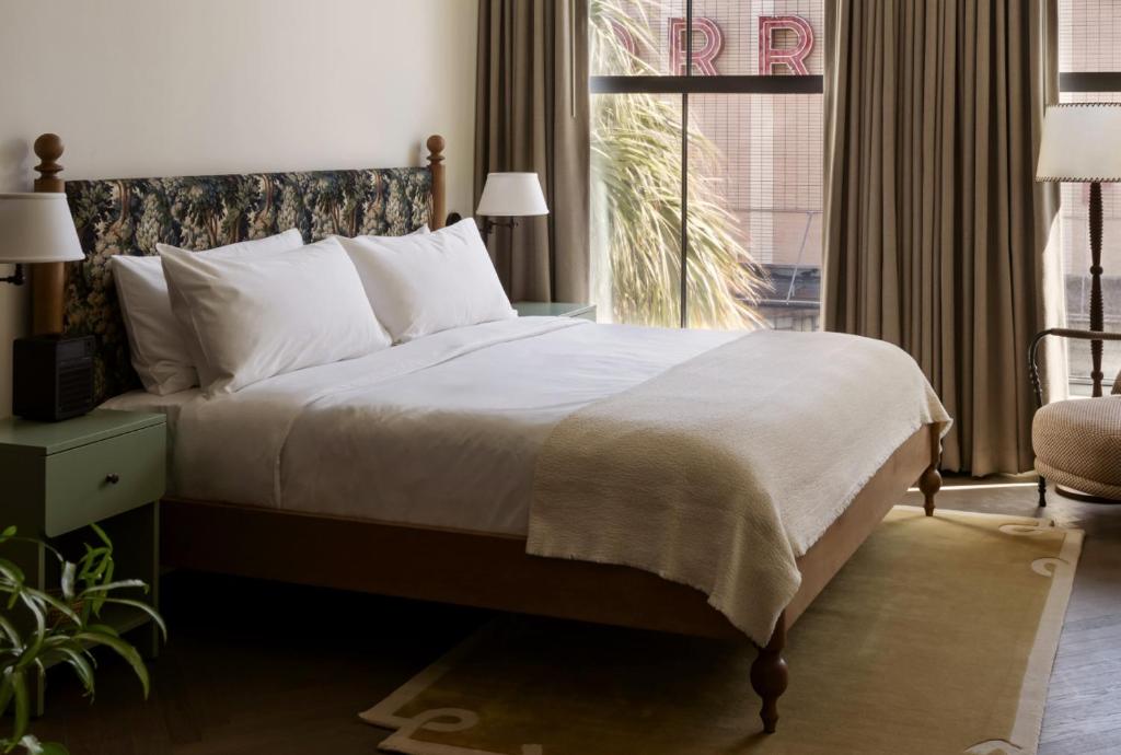 The Nickel Hotel photo 3
