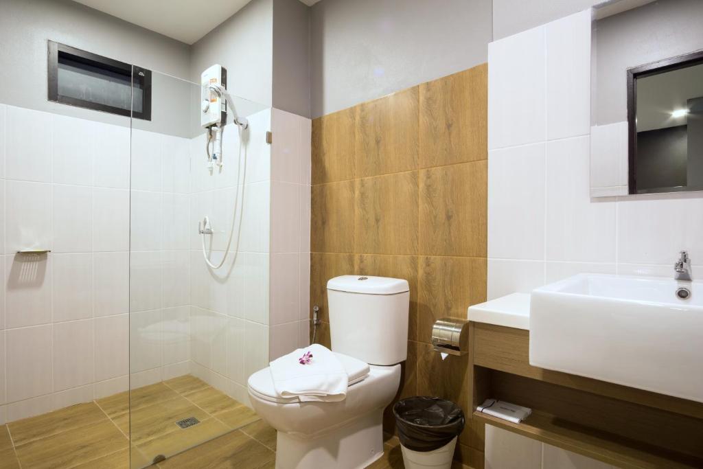 Koupelna v ubytování C Cha-Am Hotel