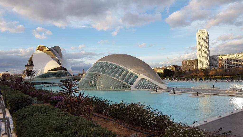 a view of the sydney opera house and the harbor at Arena's Apartament in Valencia