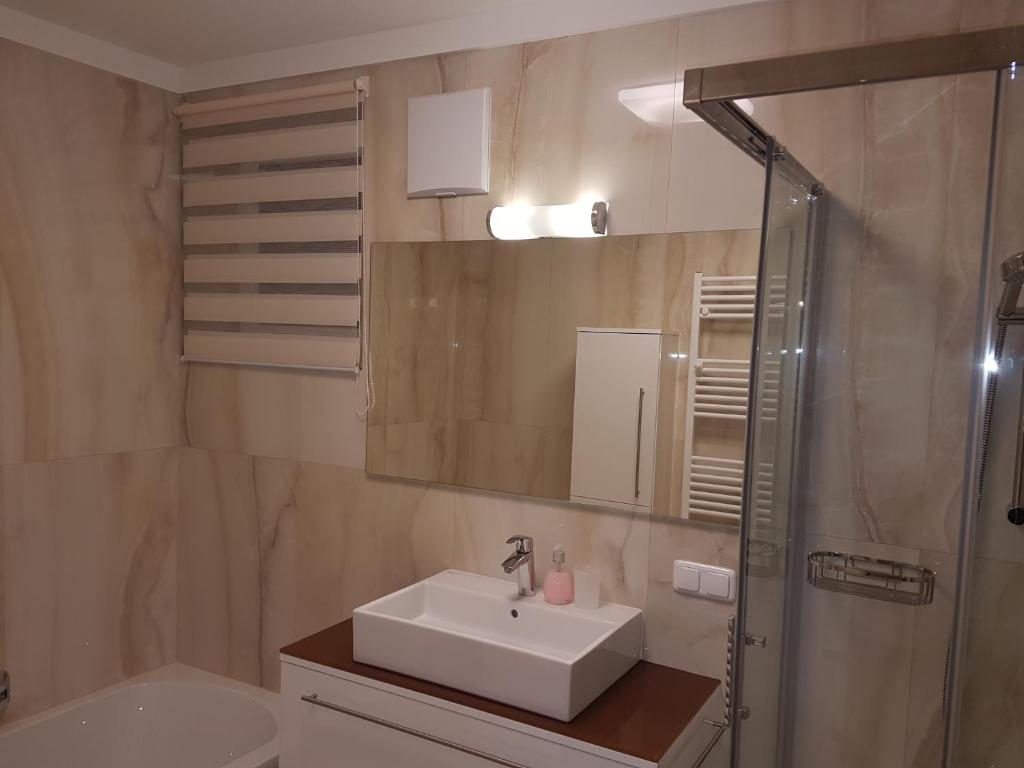 Koupelna v ubytování PENTHOUSE Griemann 2 für max 4 Personen mit eigener großer Dachterrasse zum Relaxen!