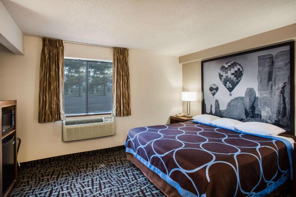 Super 8 by Wyndham Flagstaff - 