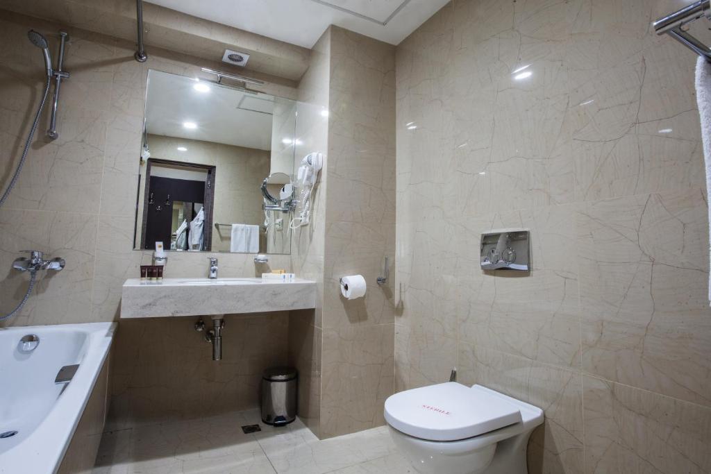 Koupelna v ubytování Aviatrans Hotel