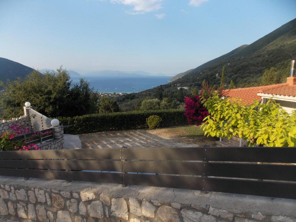 a view of the ocean from a house at Vasiliki View in Áyios Pétros