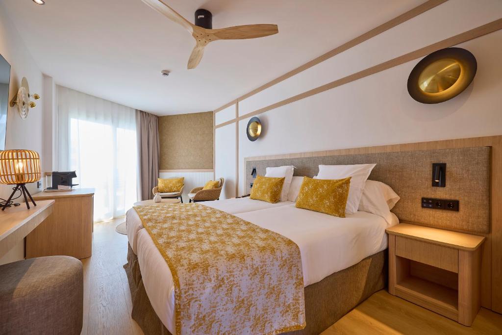 Tomir Portals Suites - Adults Only - 