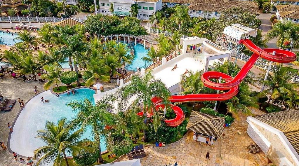 an aerial view of a water park with a slide at Lacqua DiRoma - Acesso livre ao Park Aquático - Central de Reservas in Caldas Novas