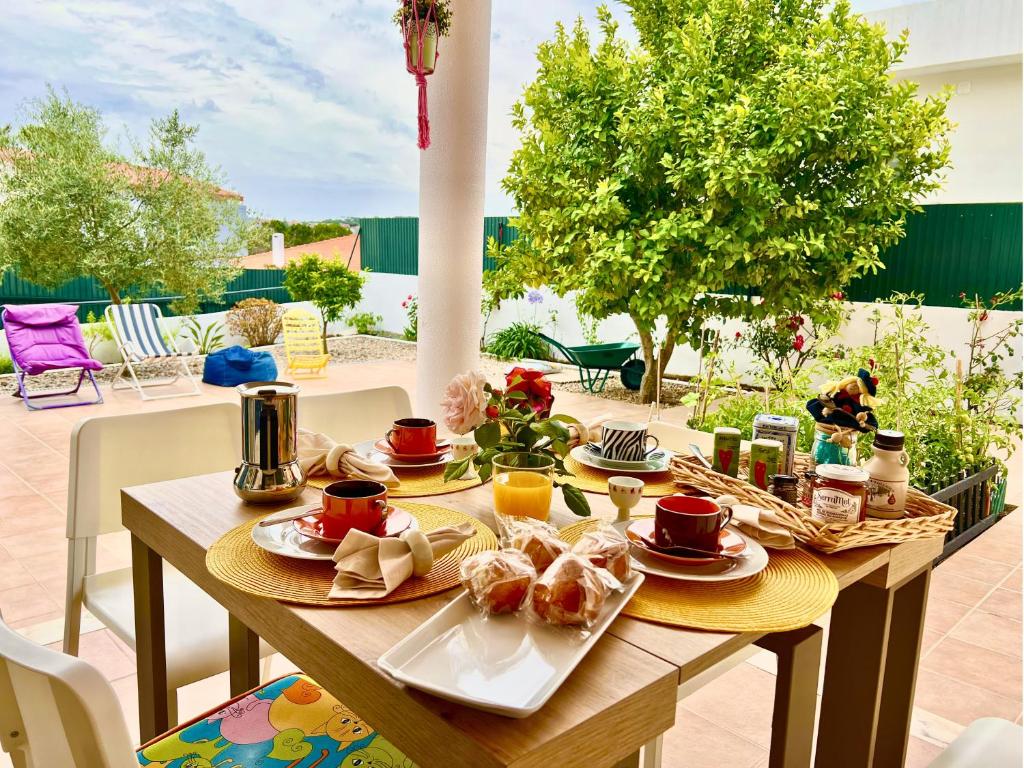 Retiro D'Alma - Beautiful Villa with Garden & BBQ Near Sesimbra Beach