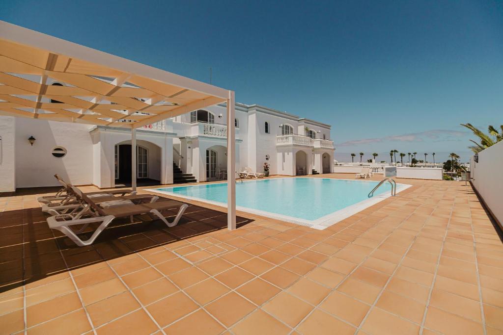 Apartamentos Corona Mar- Select Adults