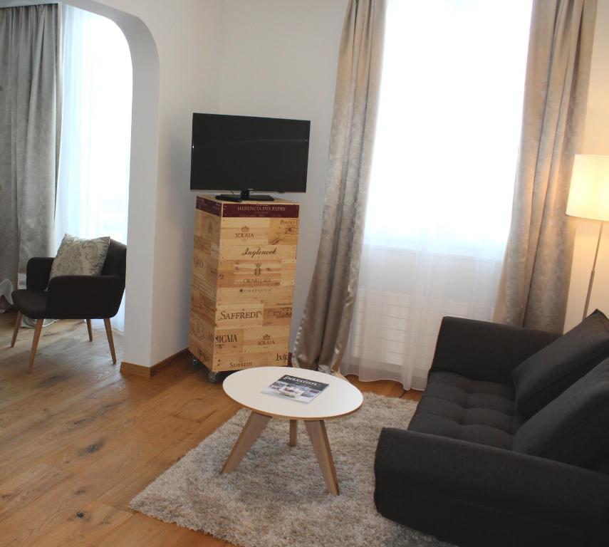 TV a/nebo společenská místnost v ubytování Boutique Hotel Moosegg