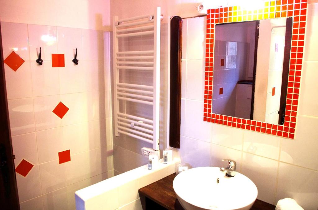 Lou Cigaloun - Chambre Triple Confort Avec Douche
