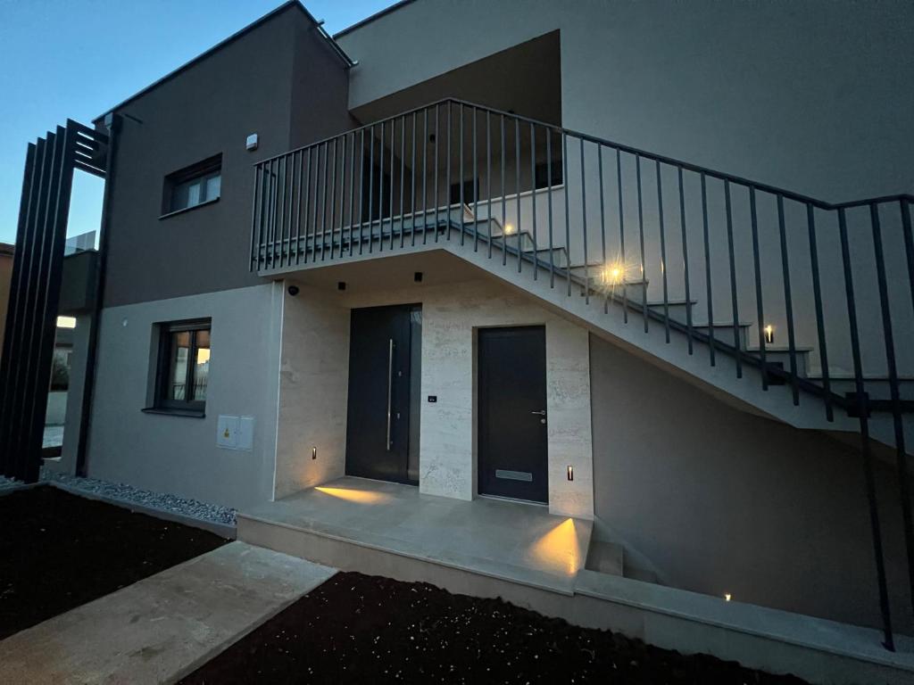 I&R Residence