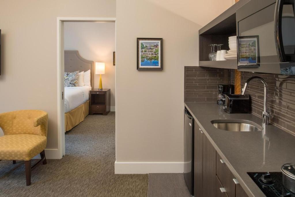 The Mark Spencer Hotel - 