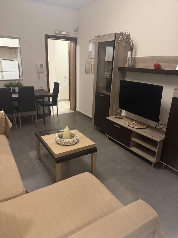Cental Cozy Apartment Tsimiski