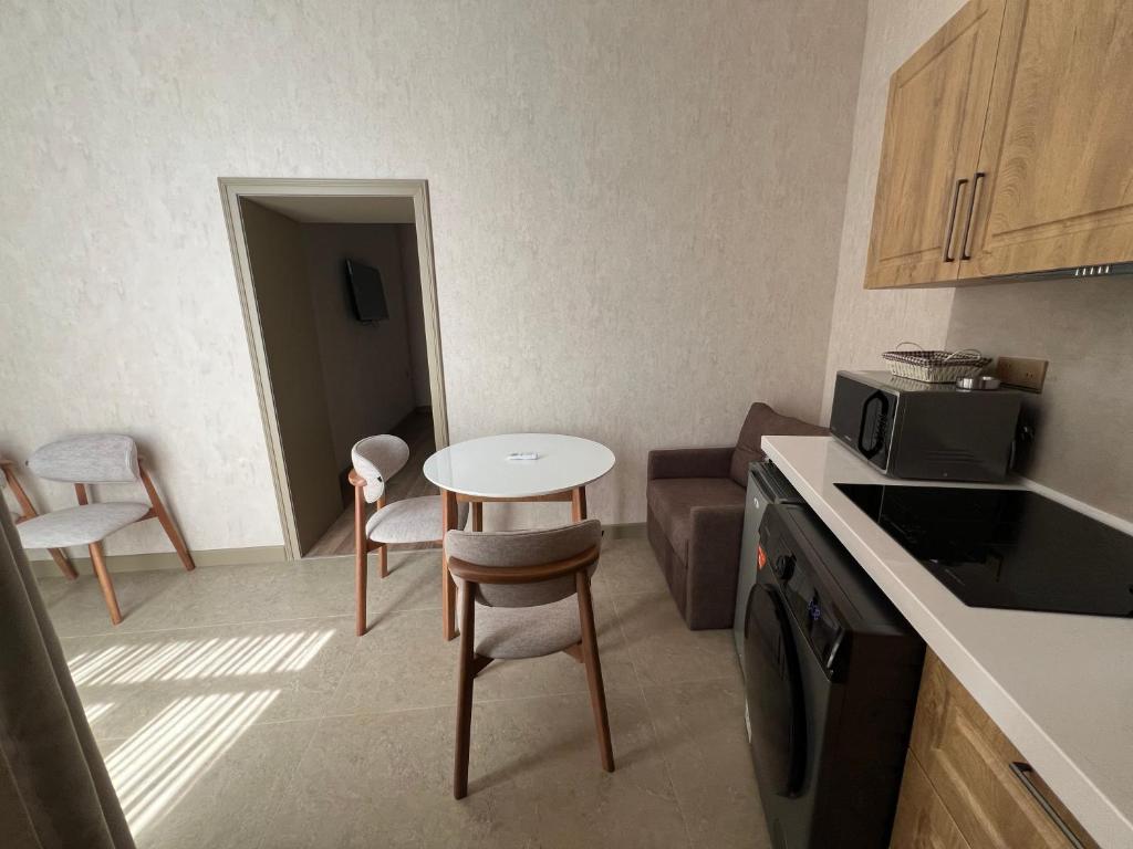 فضای داخلی Icherisheher Premium Apartments در باکو - تصویر ۳