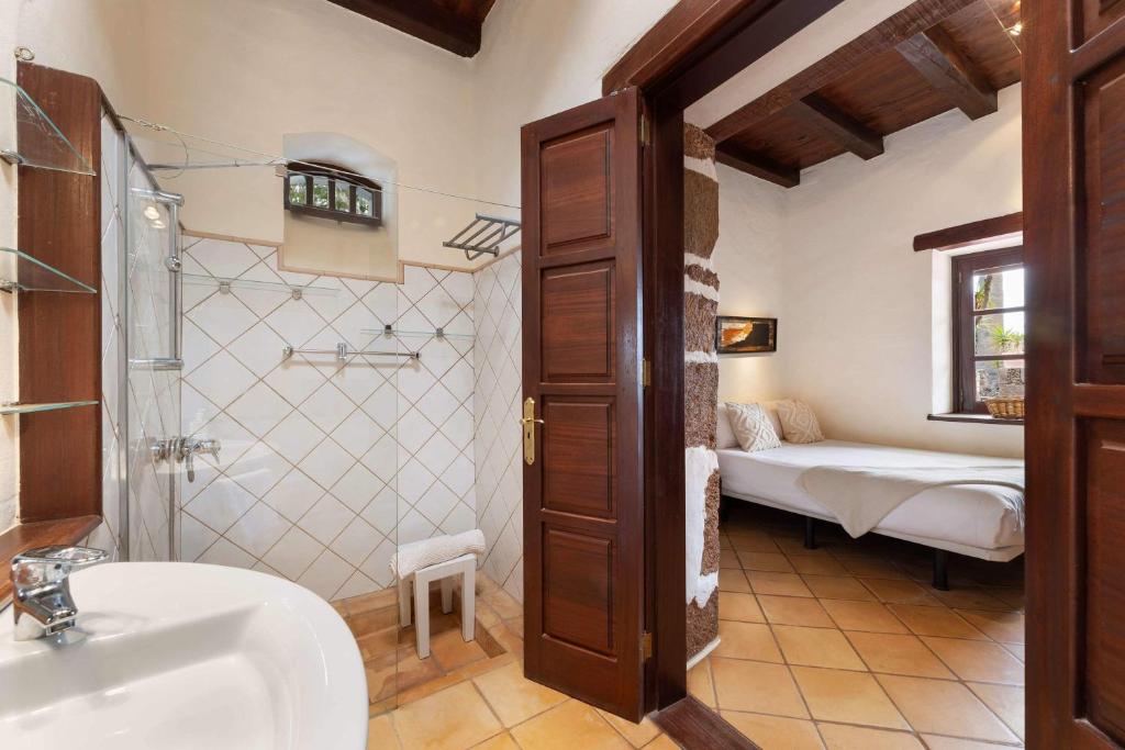 Un baño de Villa Muller by Bayside - The Fountain of Silence
