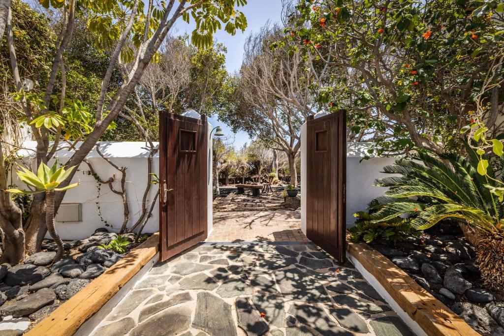 Jardín al aire libre en Villa Muller by Bayside - The Fountain of Silence