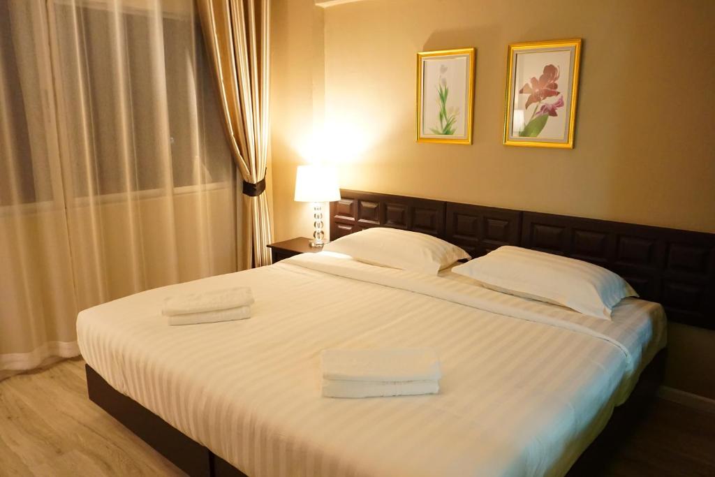 Taris Art Hotel Phrae - 優れたダブルルーム