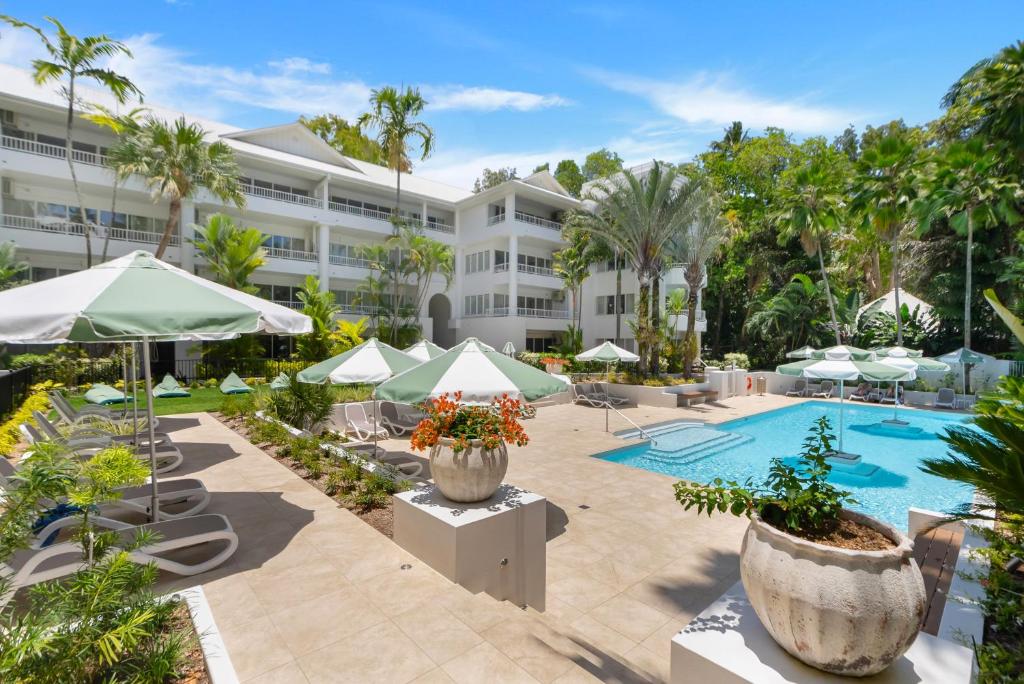 an image of the pool at the resort at Alamanda Palm Cove by Lancemore in Palm Cove