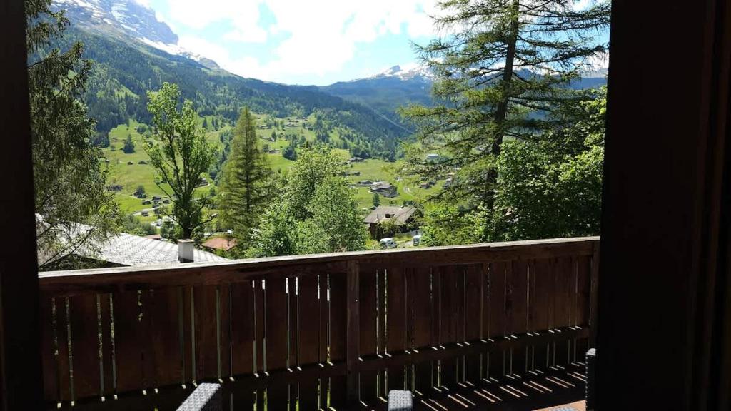Marco Apartment - Aare Jungfrau AG