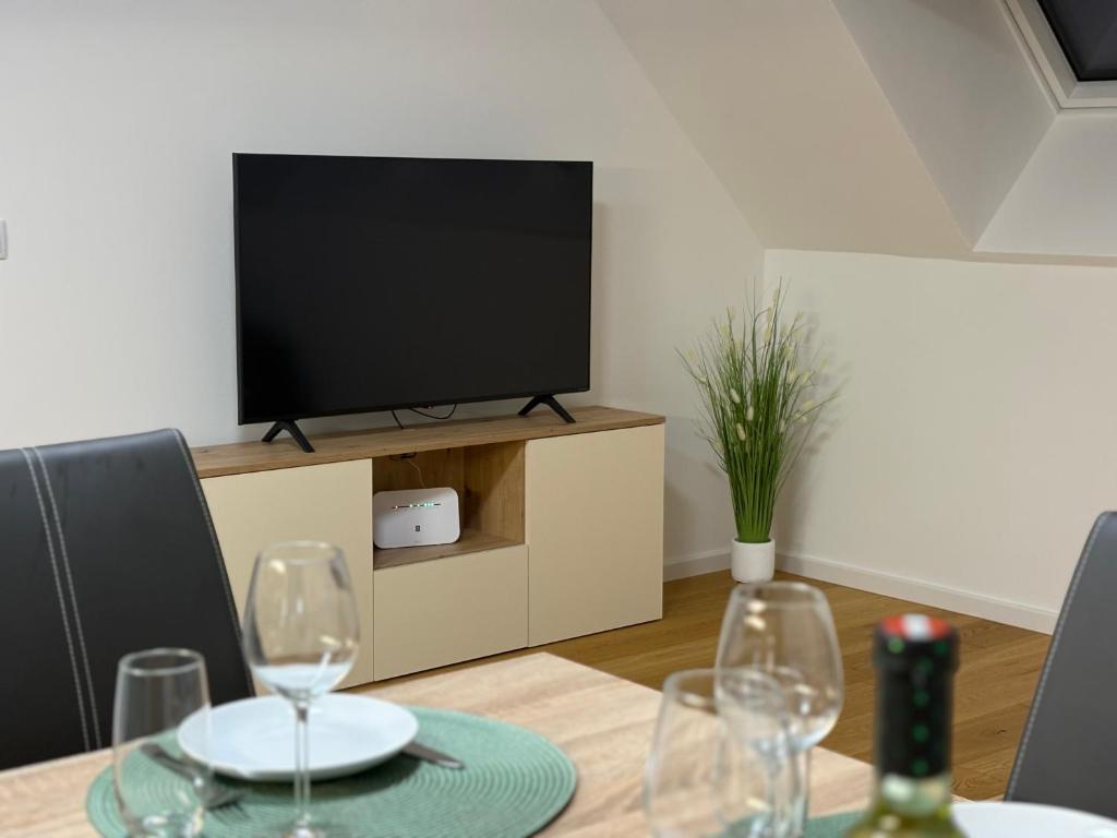 Modern & Cozy Apartment - Free Parking & Vineyards