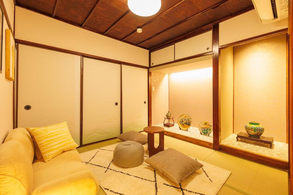 Entire Traditional House, Central Kanazawa ,Parking