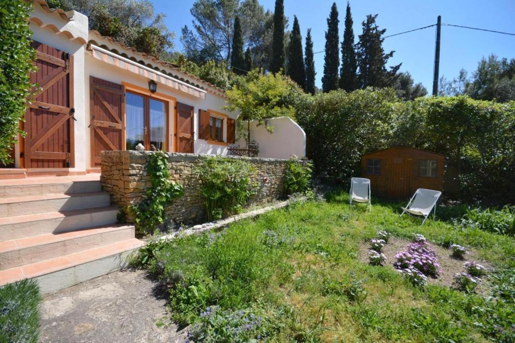 Maison de caractère à Ceyreste - Terrasse et jardin clôturé