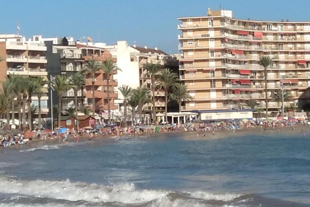 Modern apartment in Torrevieja with terrace - 58 m²