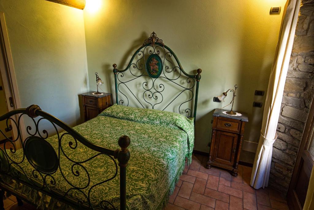 Comfortable house with pool in Castelnuovo di Garfagnana - Housity