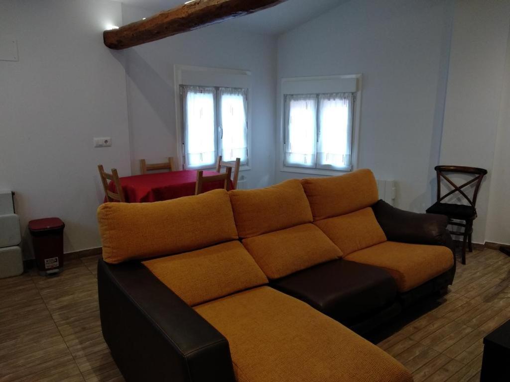 Charming house in Arnedillo with terrace - Housity