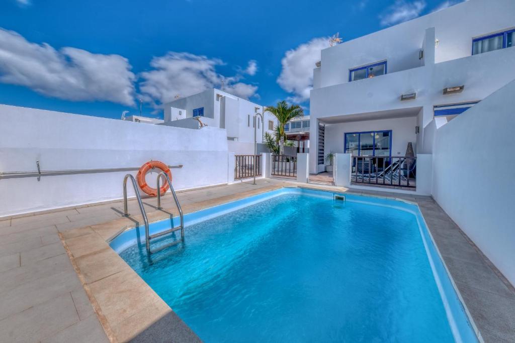 Playa Blanca Sunset-Pool- 600M to the beach by Lanzarote Vacation Homes
