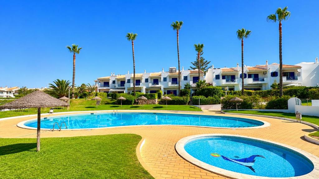 Jardim da oura 9 - Piscina Comum - 7 Pax - Albufeira