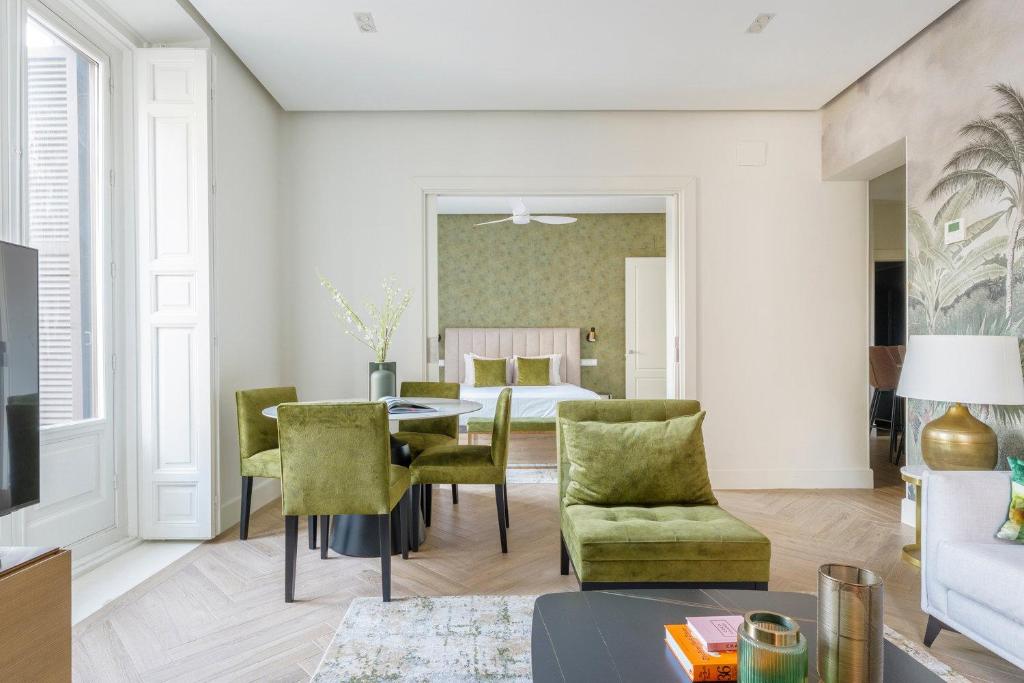 Premium Renovated Apartment in Central District