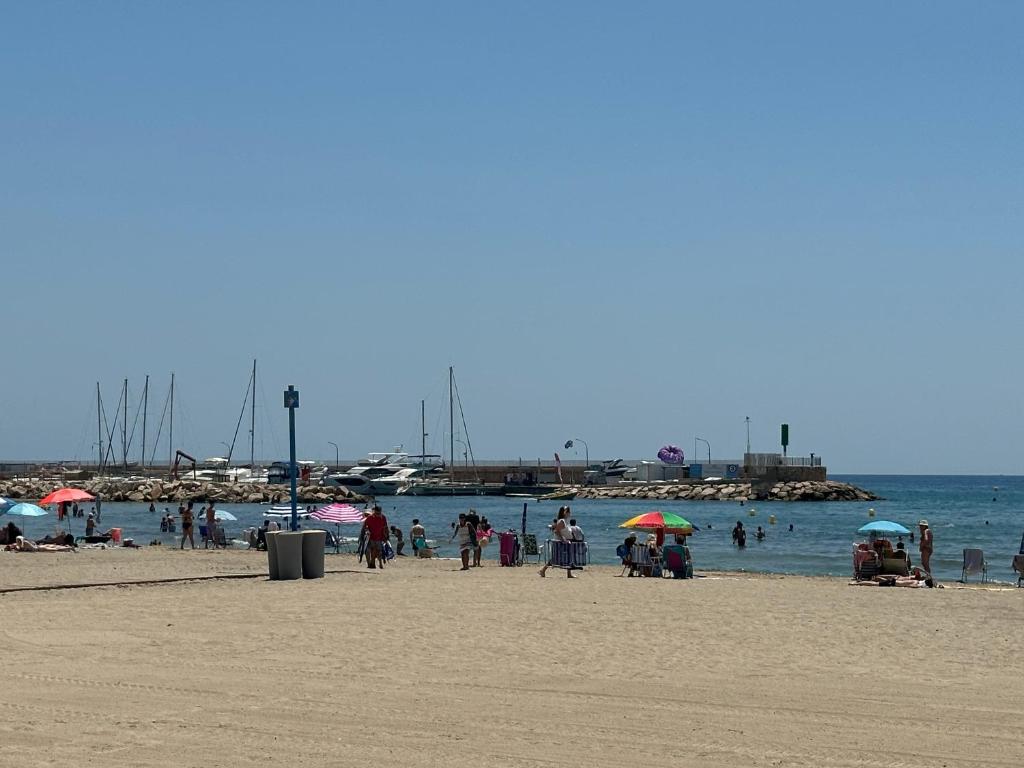 Parasol Holiday Alasio apartemento beach lovers