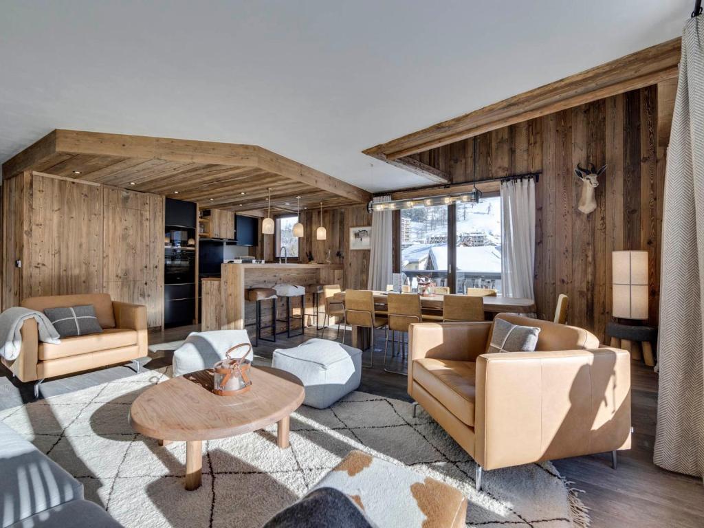 Prestigieux duplex 4 chambres avec hammam et cheminée, proche des pistes à Val-d'Isère