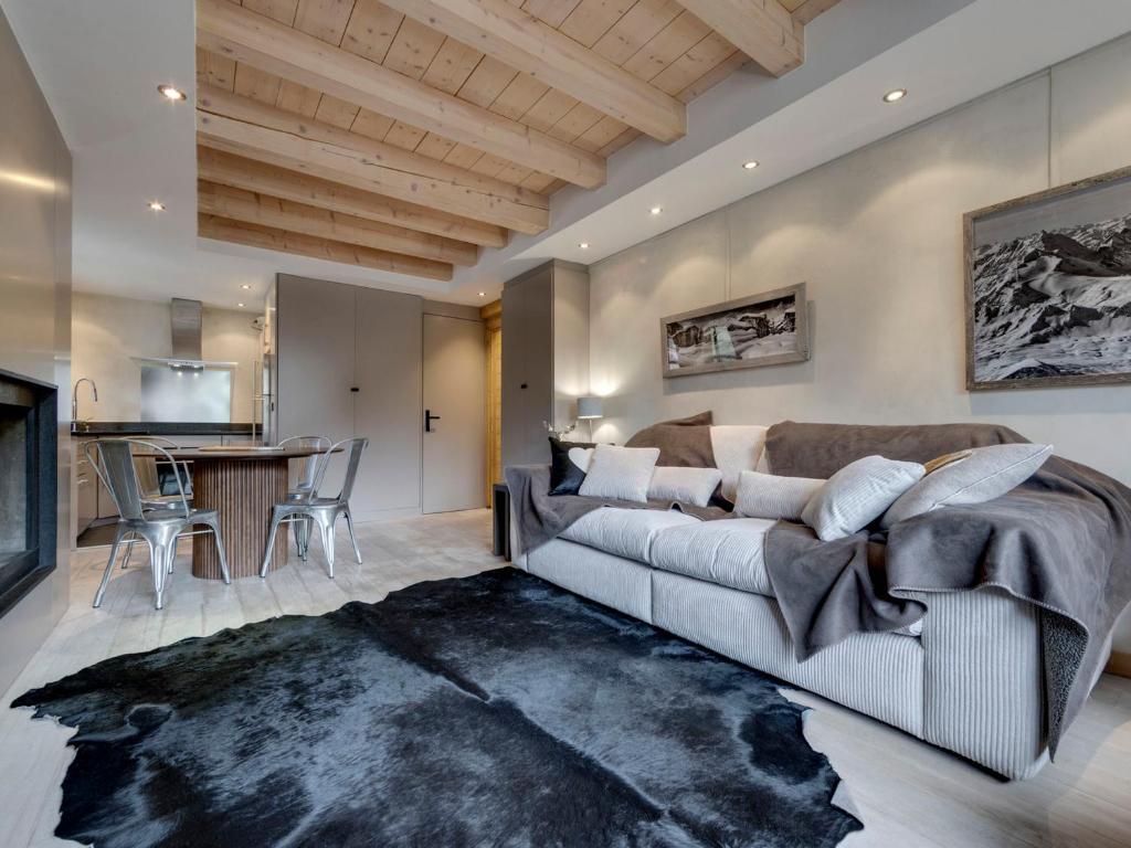 Appartement Duplex Moderne, Skis aux Pieds, Centre de Val-d'Isère