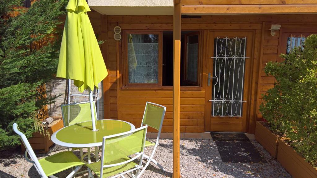 Gîtes Le Panorama - Studio Met Terras