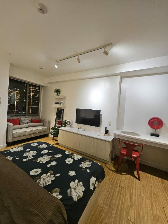 Bright Comfy Room w/WiFi near Makati/Manila/Philippines Images