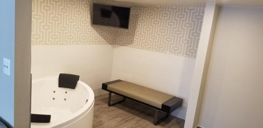 Holiday Inn Washington-College Pk I-95 - 