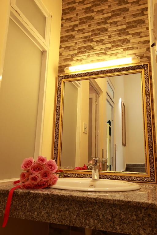 Pretty Backpackers House - 2