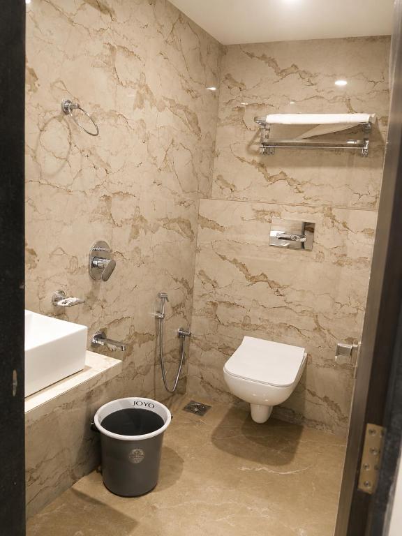 امکانات Transit Seven Hills Hotel Near Airport Mumbai T2 - تصویر ۴