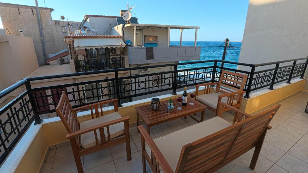 M&O Sea view city apartment