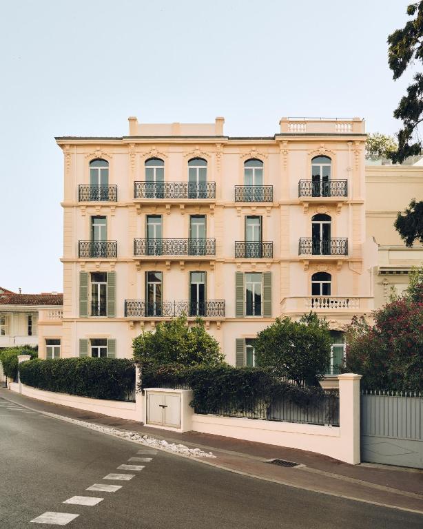 Anchor Cannes Riviera - New Opening