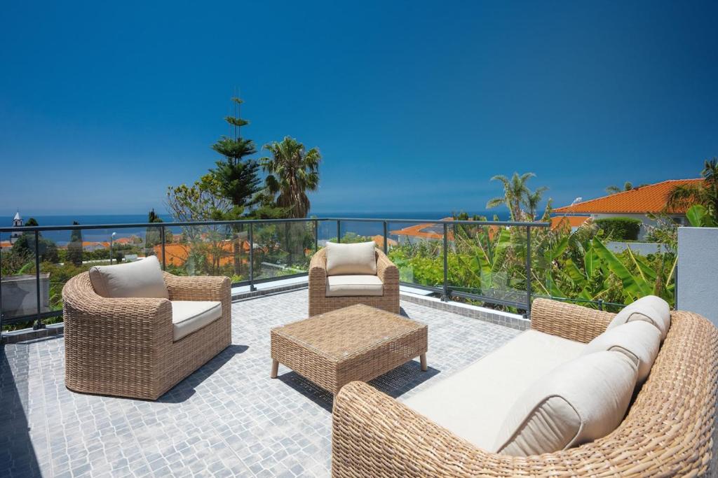 New Casa Bella by Your Madeira Rentals